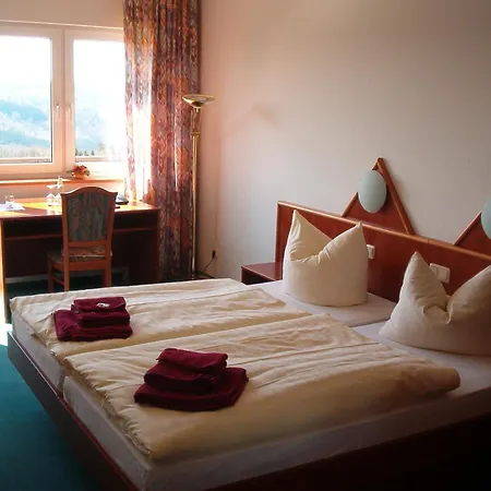 Gasthof Und Rammelburg-blick Friesdorf